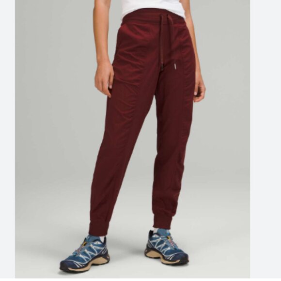 Lululemon EUC dance studio joggers in red merlot size 2 - Picture 1 of 5